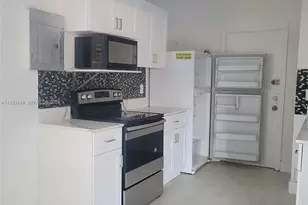 715 SW 6th St, Dania Beach, FL 33004 - Photo 3