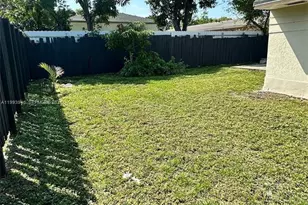 715 SW 6th St, Dania Beach, FL 33004 - Photo 19