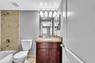 2881 N Oakland Forest Dr, Oakland Park, FL 33309 - Photo 21