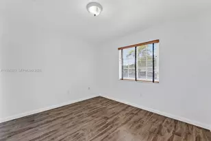 1805 NW 78th Way, Pembroke Pines, FL 33024 - Photo 21