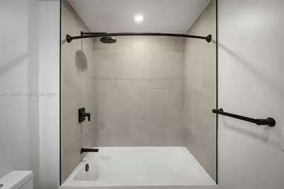121 NE 5 St #601A, Miami, FL 33132 - Photo 13