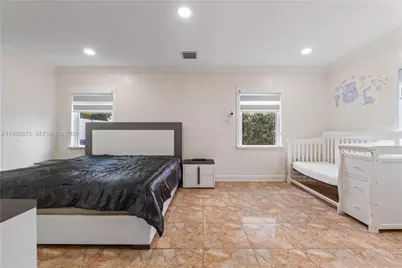 16110 NW 28th Pl, Miami Gardens, FL 33054 - Photo 19