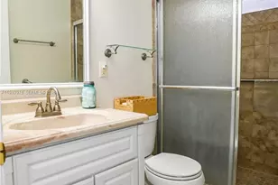 5201 SW 31st Ave, Dania Beach, FL 33312 - Photo 19