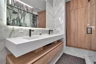 46 NE 162nd St, Miami, FL 33162 - Photo 25