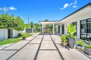 46 NE 162nd St, Miami, FL 33162 - Photo 43