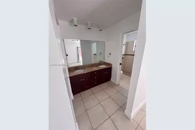 18120 NW 63rd Ct #0, Hialeah, FL 33015 - Photo 9
