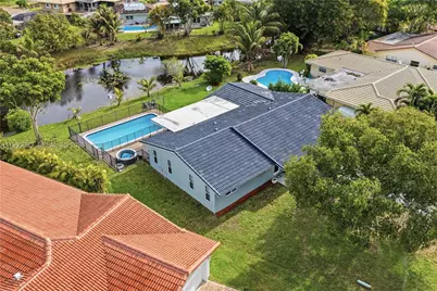 8515 NW 26th Dr, Coral Springs, FL 33065 - Photo 25