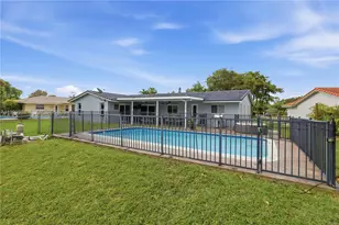 8515 NW 26th Dr, Coral Springs, FL 33065 - Photo 23