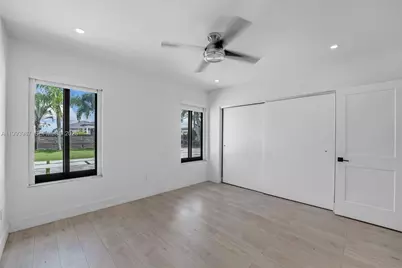 18360 SW 224th St, Miami, FL 33170 - Photo 15