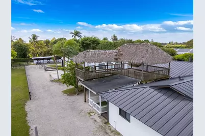 18360 SW 224th St, Miami, FL 33170 - Photo 25