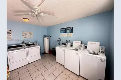 30 SE 4th Ave #116, Hallandale Beach, FL 33009 - Photo 25