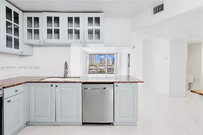 [Address not provided], North Miami Beach, FL 33160 - Photo 17