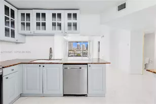 [Address not provided], North Miami Beach, FL 33160 - Photo 17