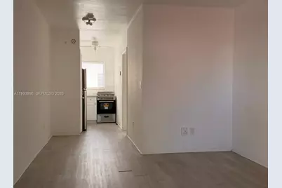 7717 Byron Ave #9, Miami Beach, FL 33141 - Photo 9