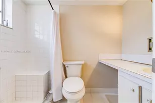 804 SE 7th St, Deerfield Beach, FL 33441 - Photo 29