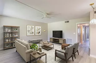 804 SE 7th St, Deerfield Beach, FL 33441 - Photo 11