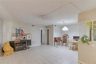 804 SE 7th St, Deerfield Beach, FL 33441 - Photo 7