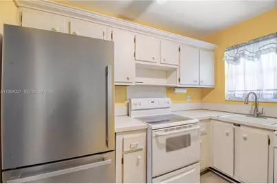 804 SE 7th St #107, Deerfield Beach, FL 33441 - Photo 17