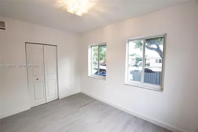 835 SW 8th Ave, Miami, FL 33130 - Photo 27