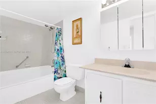 1000 Parkview Dr, Hallandale Beach, FL 33009 - Photo 13