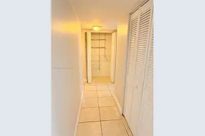 8101 SW 72nd Ave #403W, Miami, FL 33143 - Photo 9