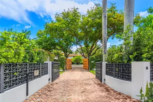 3681 Flamingo Dr, Miami Beach, FL 33140 - Photo 71