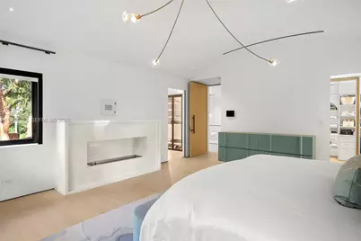 3681 Flamingo Dr, Miami Beach, FL 33140 - Photo 37