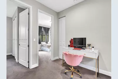 20973 NW 1st Dr, Pembroke Pines, FL 33029 - Photo 27