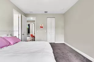 20973 NW 1st Dr, Pembroke Pines, FL 33029 - Photo 33