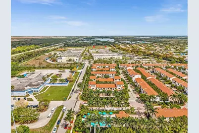 20973 NW 1st Dr, Pembroke Pines, FL 33029 - Photo 49