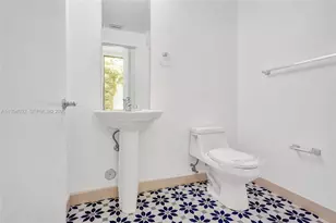 163 N Shore Dr, Miami Beach, FL 33141 - Photo 21