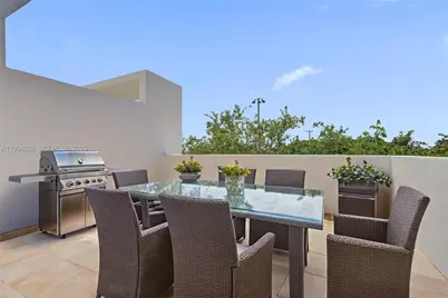 163 N Shore Dr #163-6, Miami Beach, FL 33141 - Photo 3