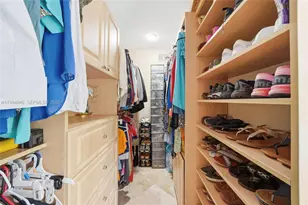 1789 W 72nd St, Hialeah, FL 33014 - Photo 25