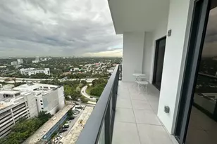 239 SW 9th St, Miami, FL 33130 - Photo 13