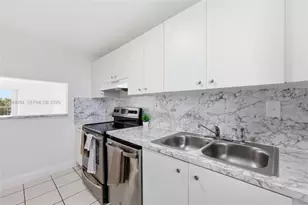 2520 N Andrews Ave, Wilton Manors, FL 33311 - Photo 11