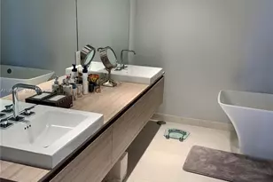 17301 Biscayne Blvd, North Miami Beach, FL 33160 - Photo 15