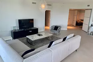 17301 Biscayne Blvd, North Miami Beach, FL 33160 - Photo 5