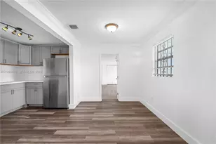 10960 SW 219th St, Miami, FL 33170 - Photo 7