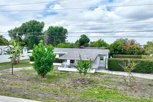 25 N Maples St, Lehigh Acres, FL 33936 - Photo 39