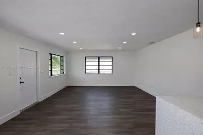 1950 NW 57th St #1950, Miami, FL 33142 - Photo 5