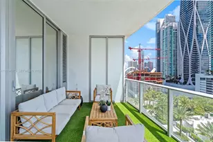 851 NE 1st Ave, Miami, FL 33132 - Photo 31