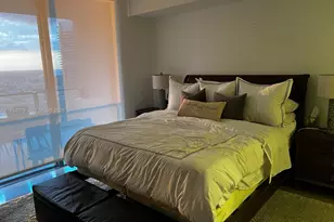 68 SE 6th St, Miami, FL 33131 - Photo 3