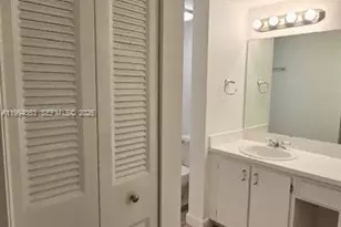 10741 Cleary Blvd, Plantation, FL 33324 - Photo 11