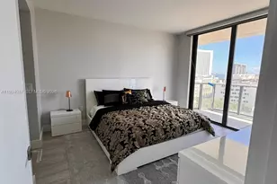 121 NE 34th St, Miami, FL 33137 - Photo 13