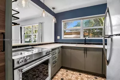 517 S 19th Ave, Hollywood, FL 33020 - Photo 5