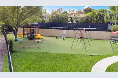 10003 Costa Del Sol Blvd #E-67, Doral, FL 33178 - Photo 27