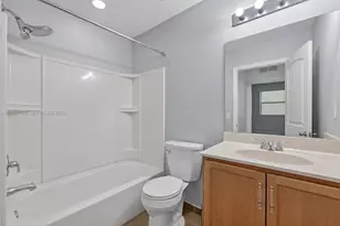 728 NE 34th Ave, Homestead, FL 33033 - Photo 11