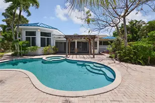2801 Coral Shores Dr, Fort Lauderdale, FL 33306 - Photo 5