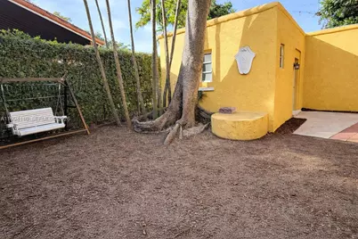 1306 Madrid St, Coral Gables, FL 33134 - Photo 11