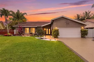10227 SW 49th Ct, Cooper City, FL 33328 - Photo 3